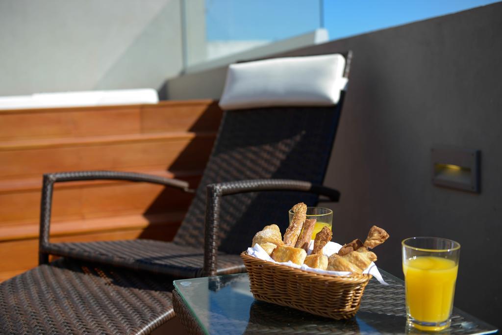 Merit Montevideo Apart & Suites ภายนอก รูปภาพ